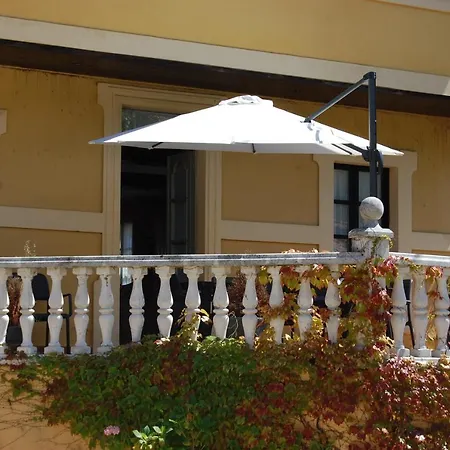 La Casona De La Vega Feriehus